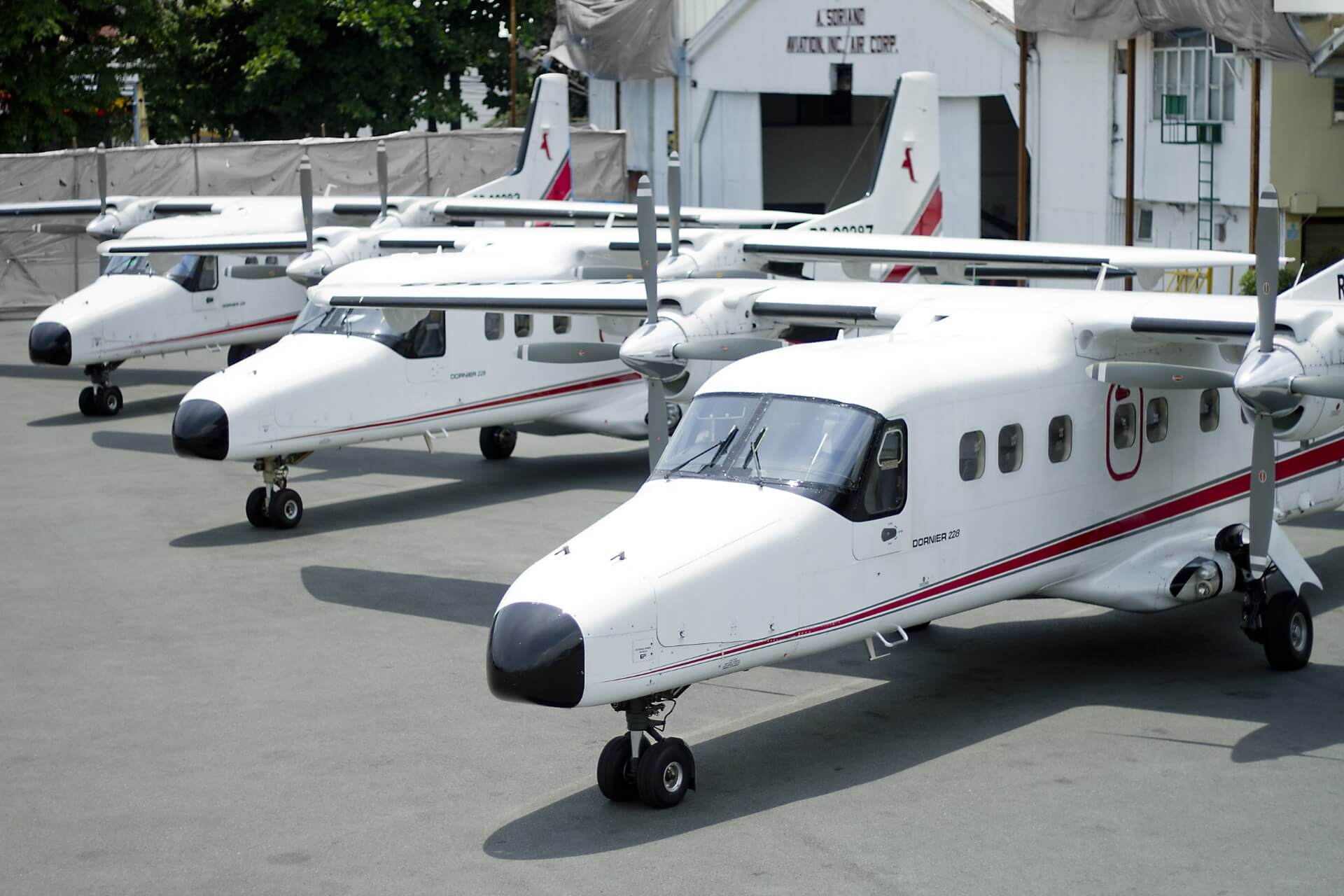 Island Aviation Planes